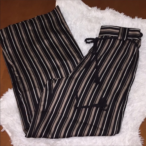 NWT H&M High Waisted Strap Pants Size 6 - Picture 4 of 6